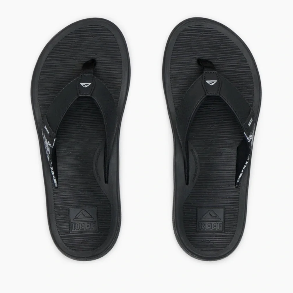 Reef Santa Ana Black Flip Flops with White Leaf Print - Picture 6 of 7